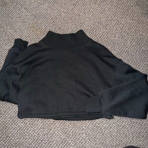 Alo Serenity Cropped Sweater in Charcoal Green